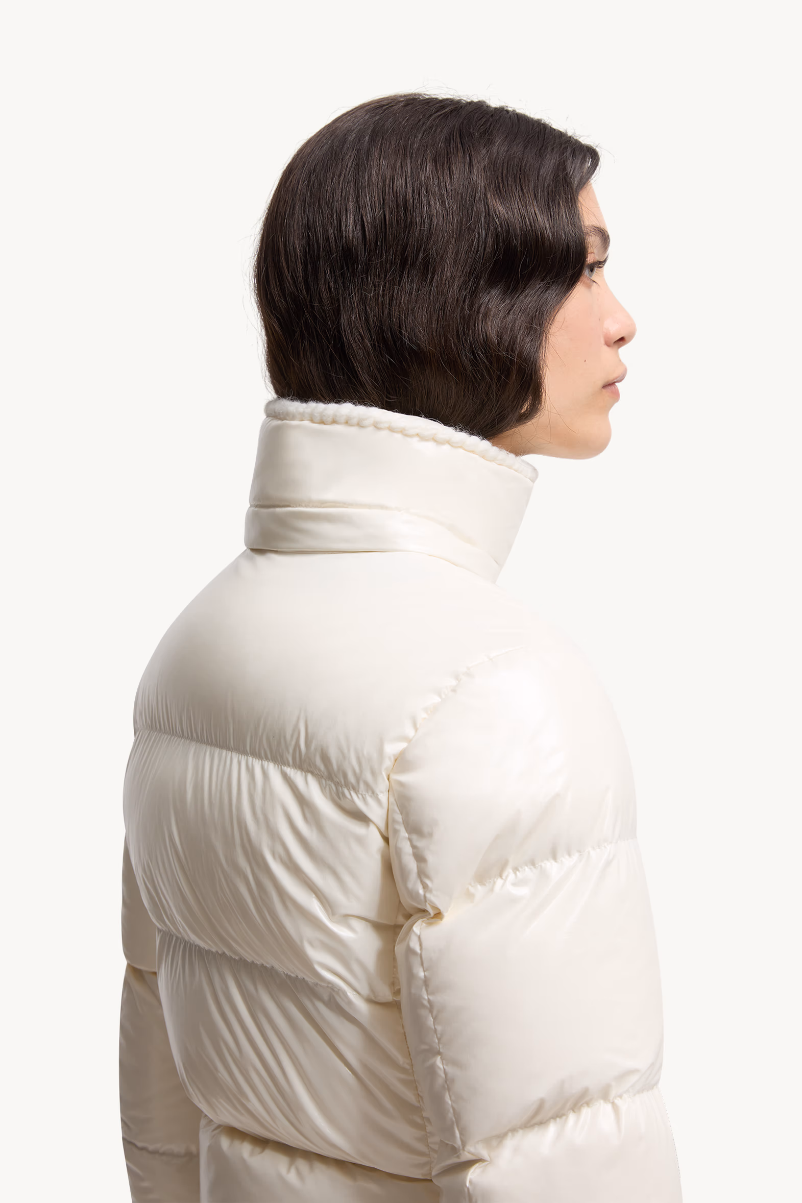 Glareins Braided Trim Hooded Short Down Jacket Women White Moncler 6